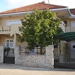 Διαμέρισμα Sanda *