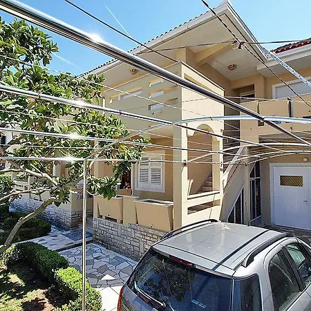 Apartment Sanda *