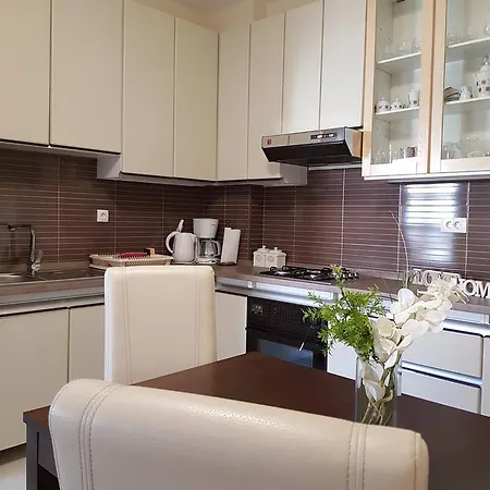 Sanda Apartment *