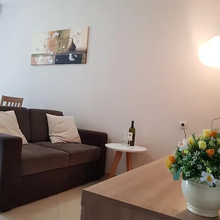 Sanda Apartment