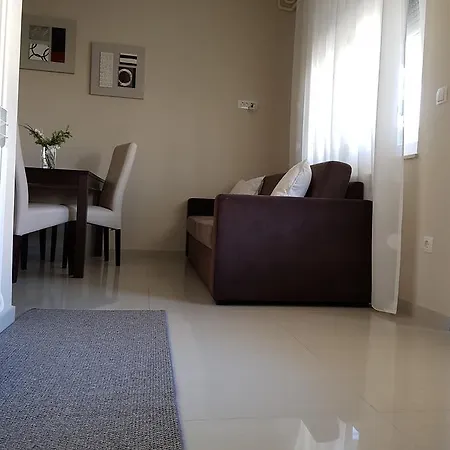 Sanda Apartment *