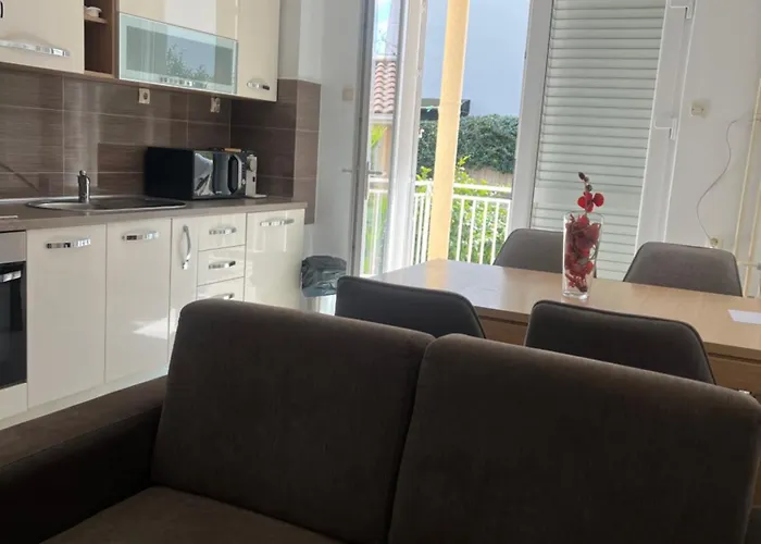 Sanda Apartment