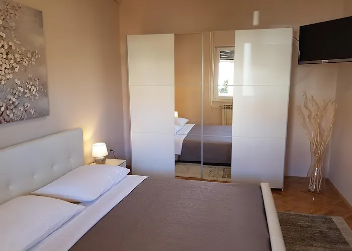 Apartment Sanda *
