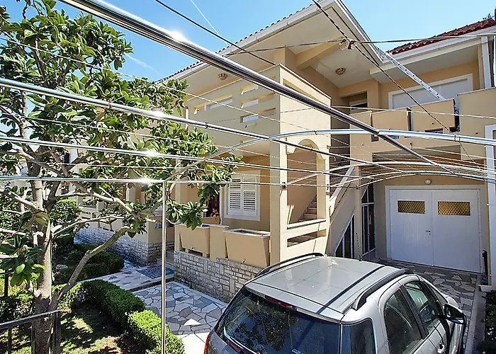 アパート Sanda *